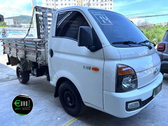 HYUNDAI HR 2.5 LONGO SEM CAÇAMBA 4X2 16V 130CV TURBO INTERCOOLER DIESEL 2P MANUAL